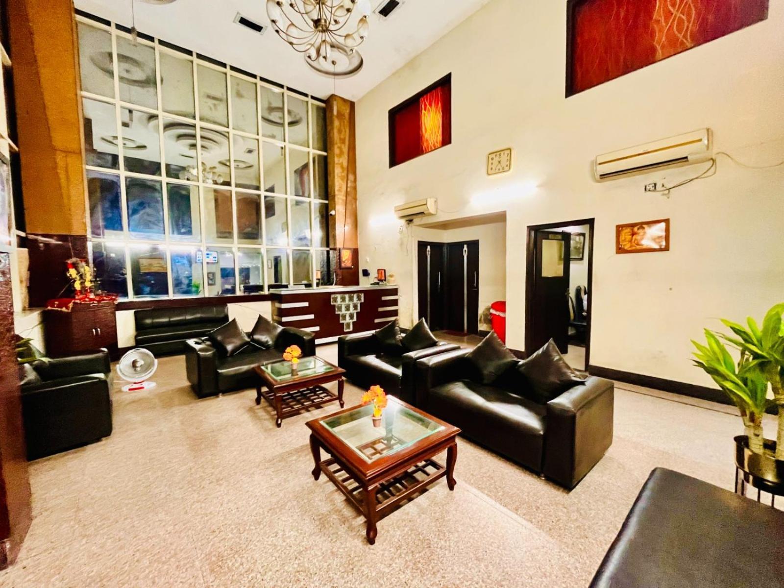 Hotel Ramawati Near Ganga Ghat ハリドワール エクステリア 写真
