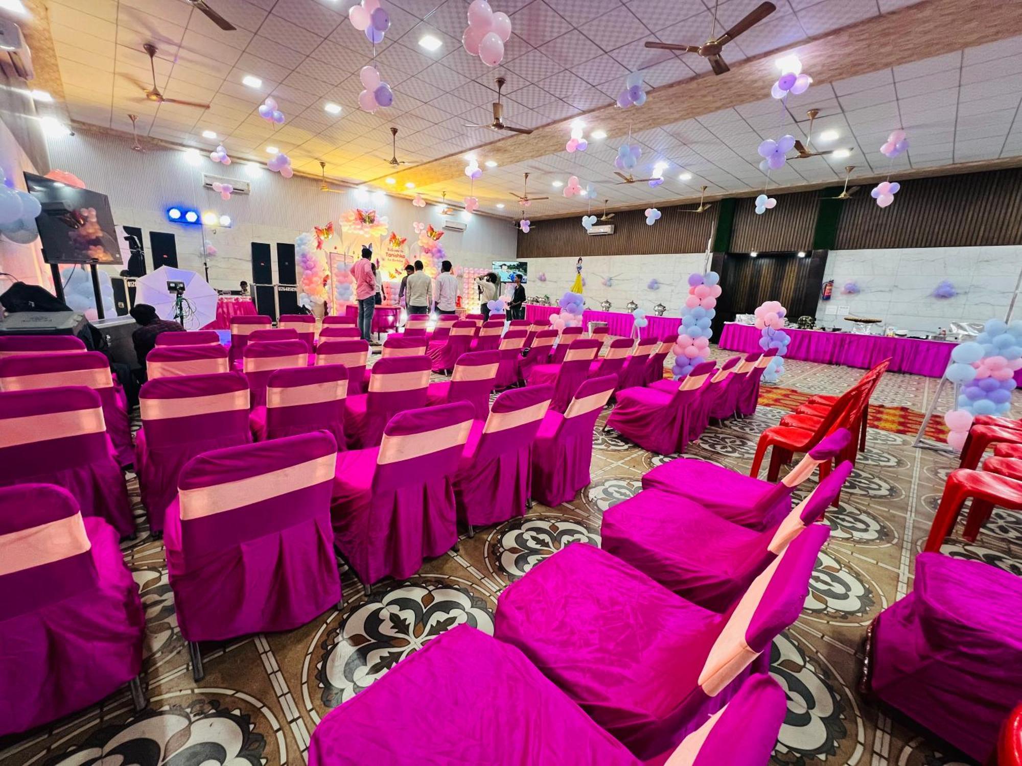 Hotel Ramawati Near Ganga Ghat ハリドワール エクステリア 写真